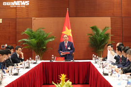Thủ tướng: Thần tốc với các biện pháp quyết liệt, đồng bộ chống dịch COVID-19