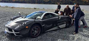  Những tình huống 'lãng xẹt' của siêu xe