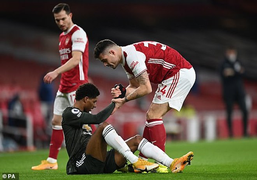 Kết quả Ngoại hạng Anh: Hòa Arsenal, Man Utd lỡ cơ hội bám đuổi Man City