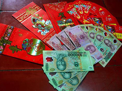 Tết này tôi kiên quyết không cho con nhận lì xì