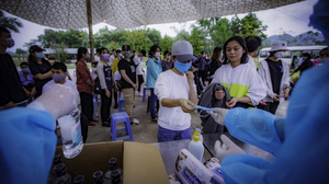 Hơn 300 mẫu xét nghiệm COVID-19 ở Hòa Bình có kết quả âm tính