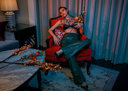 MC Phương Mai áy náy vì chưa thể cho con trai gặp mặt ông bà nội