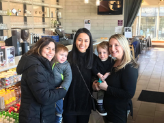 Người Việt Nam ở nước ngoài: Đi xa để thấy yêu quê hương nhiều hơn