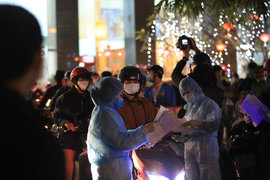 Có bệnh nhân nhiễm COVID-19, Hà Nội phong tỏa toàn bộ chung cư Sky City Tower