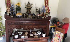 Mâm cơm đặc biệt cúng Táo quân trong tâm dịch Chí Linh