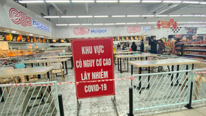 Vi phạm quy định chống dịch, Trung tâm thương mại ở Quảng Ninh bị phạt 