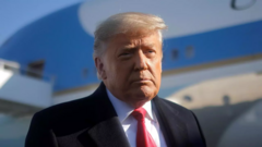 Để được sống ở Mar-a-Lago, ông Trump phải bỏ bãi đáp trực thăng
