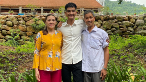 COVID-19 khiến Mạc Văn Khoa bị hủy gần 20 show Tết