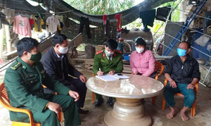 Cán bộ đến vận động đi cách ly, 2 kẻ vượt biên trái phép nhảy lên xe máy bỏ trốn