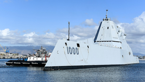Tàu khu trục tàng hình trang bị tên lửa siêu thanh: Tương lai của Hải quân Mỹ?