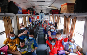 Chuyến tàu đặc biệt chở công nhân về quê đón Tết