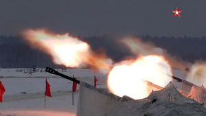 Video: Pháo tự hành của Nga khai hỏa diệt mục tiêu ở khoảng cách 20 km