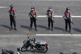 Lực lượng đảo chính Myanmar sẵn sàng 'loại bỏ' người biểu tình phạm luật