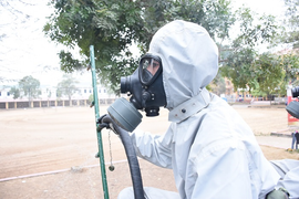 Bà bán tỏi 70 tuổi phát hiện dương tính SARS-CoV-2 khi điều trị viêm ruột thừa