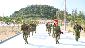 Video: Người lính đảo vùng biển Tây Nam đón Tết thế nào?