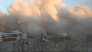 Nổ lớn làm sập hoàn toàn một siêu thị Nga