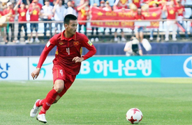 Tấn Tài: 'Nhiều năm nay tôi không dám ăn bánh chưng trong ngày Tết'