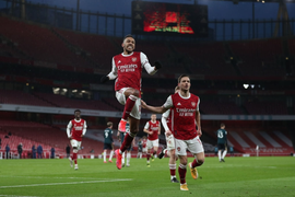 Kết quả Ngoại Hạng Anh: Aubameyang ghi hattrick, Arsenal đánh bại Leeds