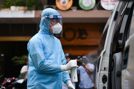 TP.HCM tìm người đến 2 quán cơm liên quan bệnh nhân COVID-19