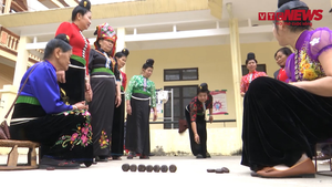 Video: Độc đáo trò chơi Tó Má Lẹ của người dân tộc Thái