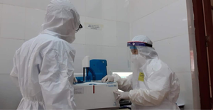 Hai bệnh nhân COVID-19 diễn biến rất nặng