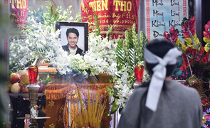 Ảnh: Bạn gái cùng gia đình lo hậu sự cho diễn viên Hải Đăng