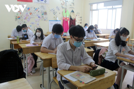 Nhiều đại học lên lịch dạy học, chấm khóa luận tốt nghiệp online để phòng dịch