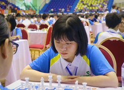 Nữ sinh lớp 10 ở Thái Nguyên vô địch cờ vua thế giới