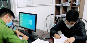 Dạy chị gái lái ô tô khi đang cách ly, nam thanh niên bị phạt 7,5 triệu đồng