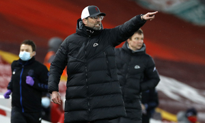 Liverpool khủng hoảng, HLV Klopp trách cầu thủ và trọng tài