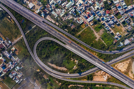 TP.HCM bán đấu giá đất ven đường mới mở: Thế giới đã làm nhiều và rất thành công