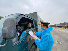 Tổng cục Đường bộ đề nghị Hải Phòng tháo gỡ cho xe chở hàng từ Hải Dương