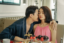 5 cảnh quay nóng bỏng của Kaity Nguyễn trong 'Gái già lắm chiêu V'