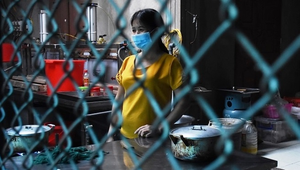 Ảnh: Cuộc sống người dân tại ổ dịch nóng nhất tỉnh Hải Dương