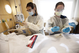 Chủng virus SARS-CoV-2 thứ 5 vừa ghi nhận ở Việt Nam nguy hiểm thế nào?