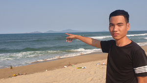 Chàng trai dũng cảm lao xuống biển cứu 3 học sinh thoát chết trong gang tấc