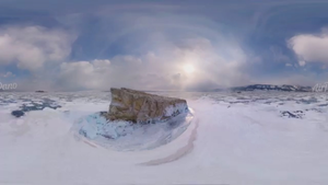 Video: Kỳ lạ những tảng đá nặng nổi trên mặt hồ Baikal