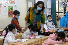 Viết cho con ngày trở lại trường sau thời gian dài nghỉ học vì COVID-19