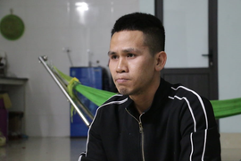 Người hùng cứu bé rơi từ tầng 13 sức khỏe yếu, đứng lên ngồi xuống khó khăn