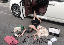 Cái chết của trào lưu khoe của online tại Trung Quốc