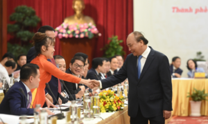 Ảnh: Thủ tướng với lãnh đạo doanh nghiệp tại 'Đối thoại 2045'