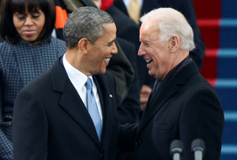 Ông Obama chúc mừng Tổng thống Biden về gói cứu trợ 1.900 tỷ USD