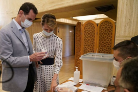 Tổng thống Syria và phu nhân mắc COVID-19