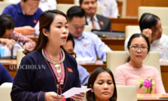 Nữ đại biểu Quốc hội trẻ nhất khóa XIV: Từng gặp rắc rối vì tuổi đời còn quá trẻ
