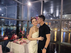 Cầu thủ Việt nói lời yêu thương ngày 8/3