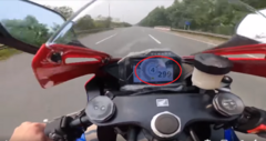 Truy tìm tài xế xe máy 'vít ga' gần 300km/h trên Đại lộ Thăng Long
