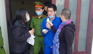 Tranh cãi chỗ đỗ xe, tài xế GrabCar đánh chết thợ cắt tóc