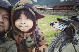 Cha con người Tày vượt 150 km xuống Hà Nội luyện tiếng Anh