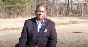 Video: Người đàn ông có siêu kháng thể, tự khỏi bệnh COVID-19