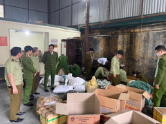 Phát hiện hàng nghìn lọ thuốc đông y nghi làm giả ở Hà Nam